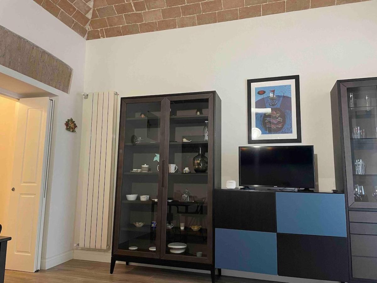 Apartment Center